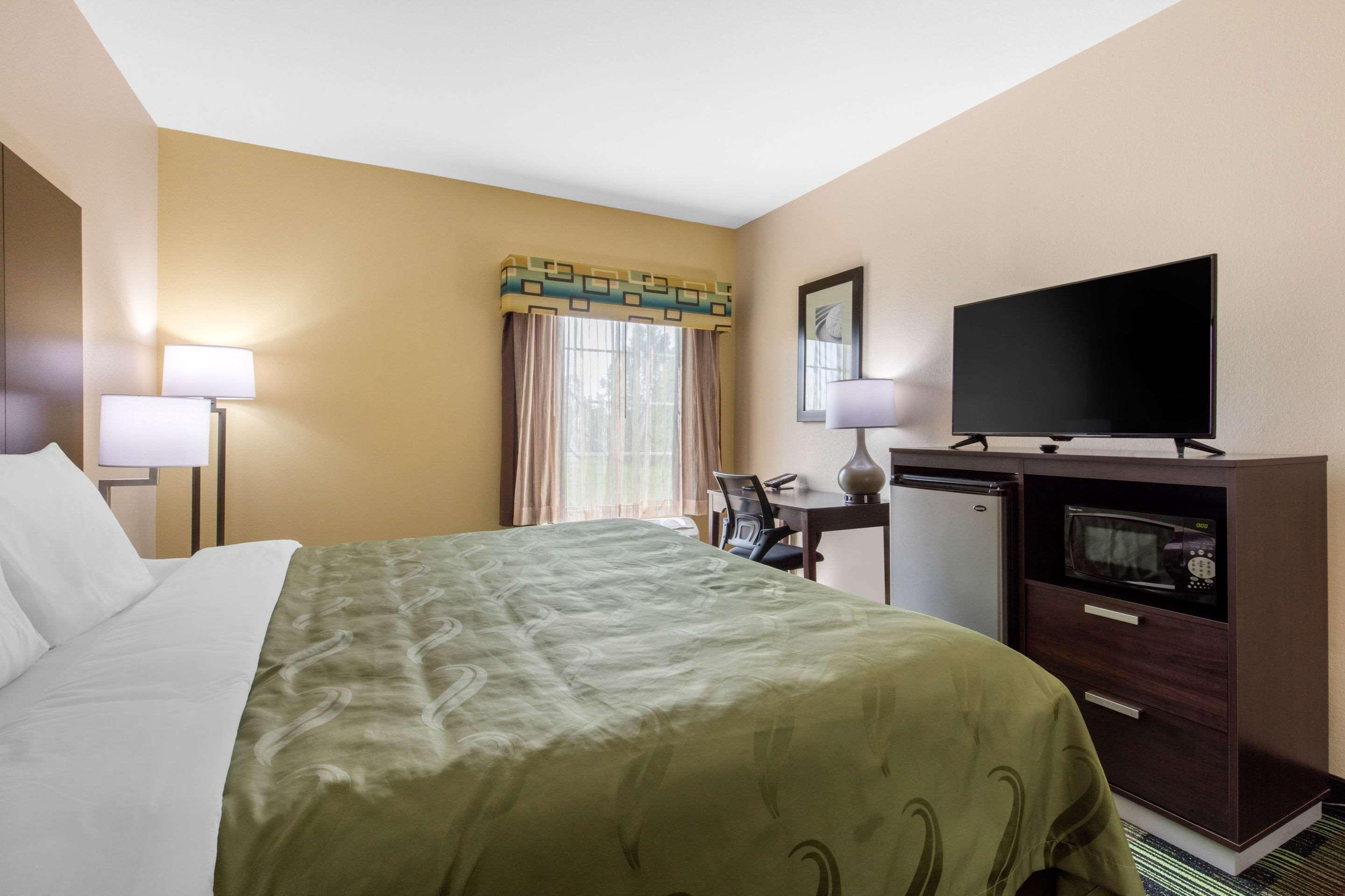 Quality Inn Cadiz Экстерьер фото