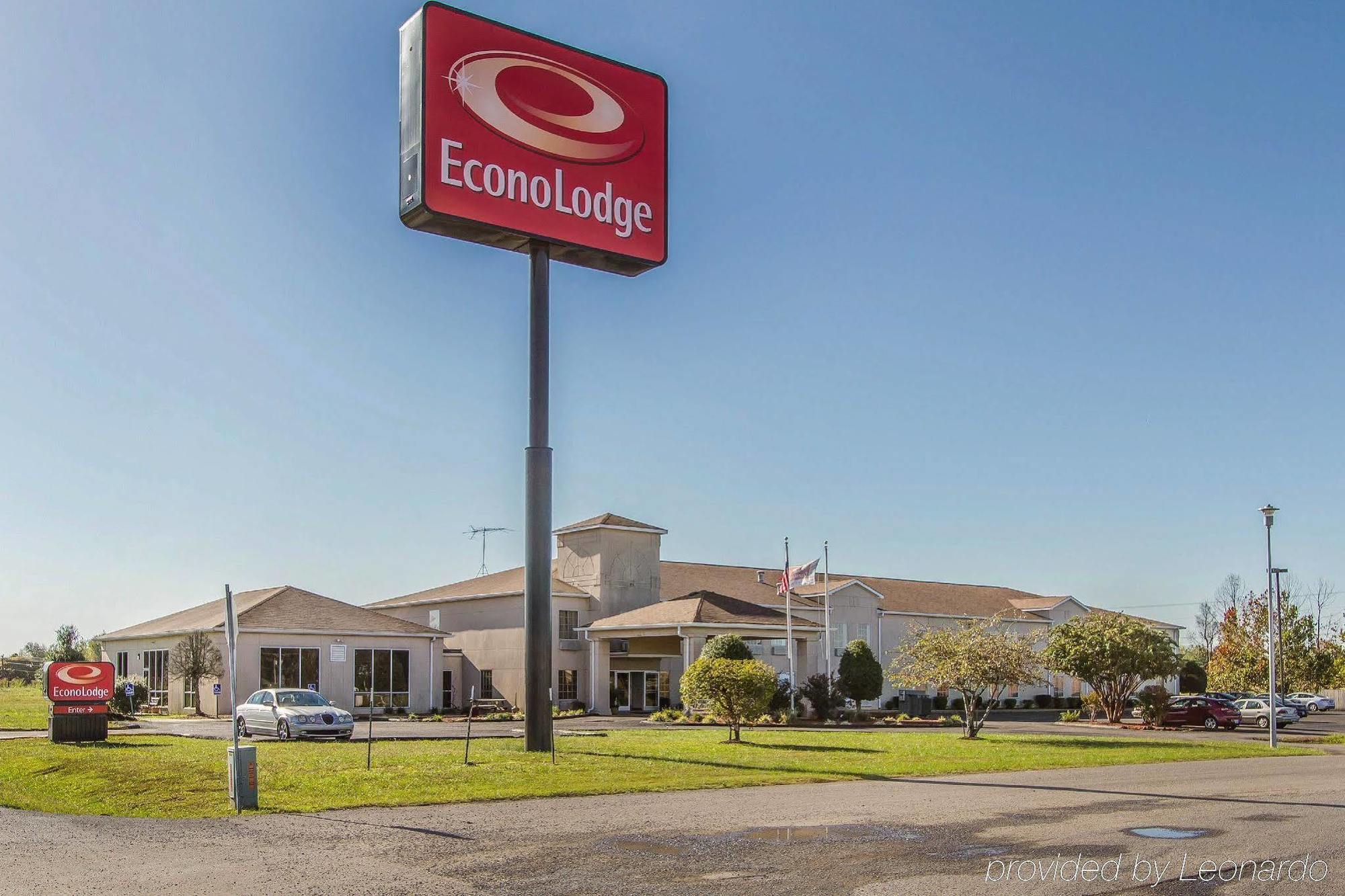 Quality Inn Cadiz Экстерьер фото